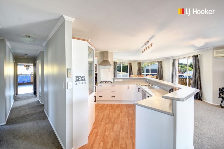 Photo of property in 37 Seaton Road, Portobello, Dunedin, 9014