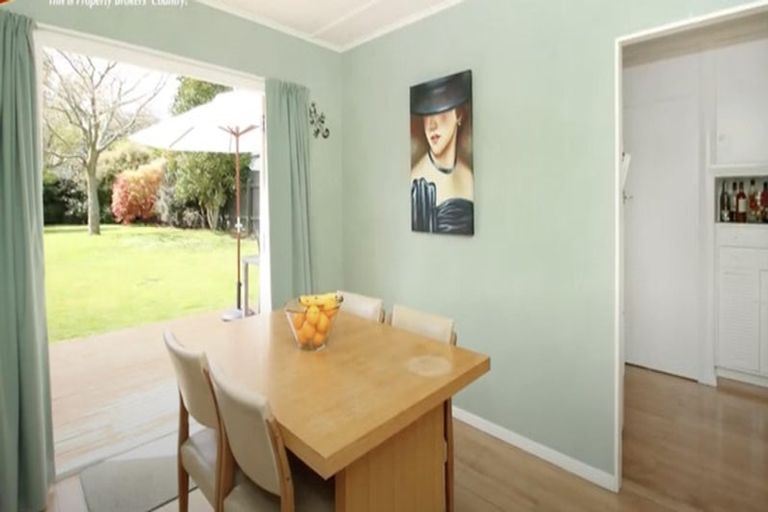 Photo of property in 11 Newcastle Street, Hokowhitu, Palmerston North, 4410