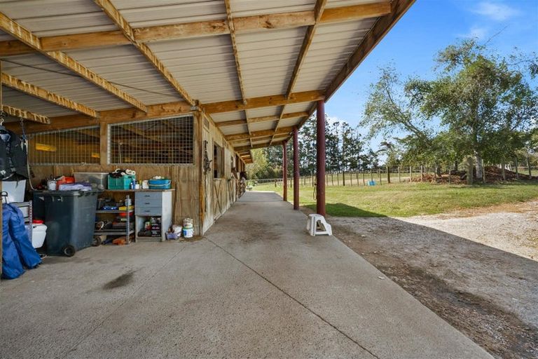 Photo of property in 206 Trigg Road, Kumeu, 0891