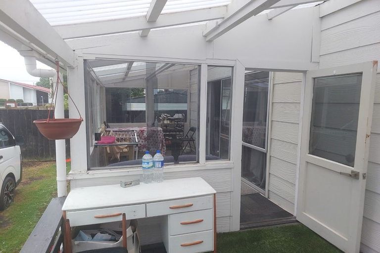 Photo of property in 1/102 Settlement Road, Papakura, 2110