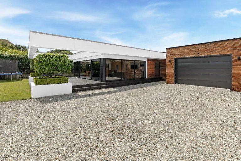 Photo of property in 13 Erskine Street, Lake Hayes, Queenstown, 9304