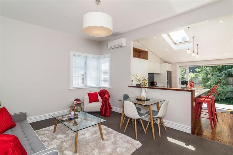 Photo of property in 45 Wilson Street, Newtown, Wellington, 6021