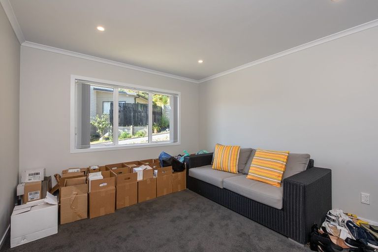 Photo of property in 22 Rarangi Way, Owhiro Bay, Wellington, 6023