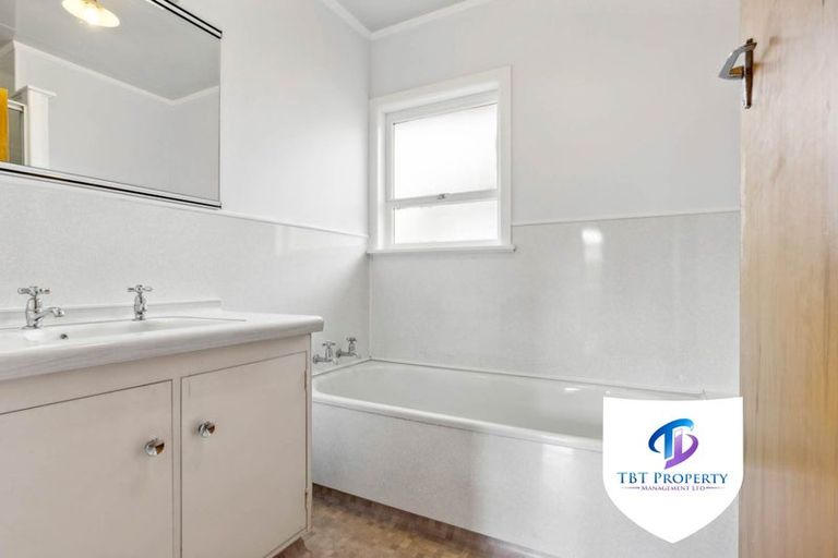 Photo of property in 19 Richardson Avenue, Pukekohe, 2120