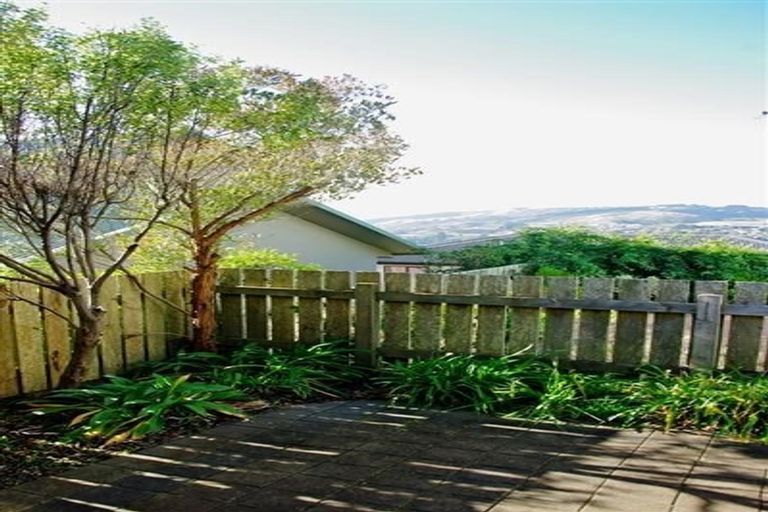 Photo of property in 6b Atamira Close, Churton Park, Wellington, 6037