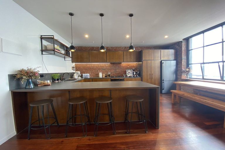 Photo of property in Bond Store Apartments, 8f Egmont Street, Te Aro, Wellington, 6011