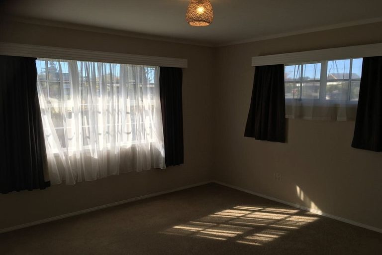 Photo of property in 323 Malfroy Road, Pomare, Rotorua, 3015