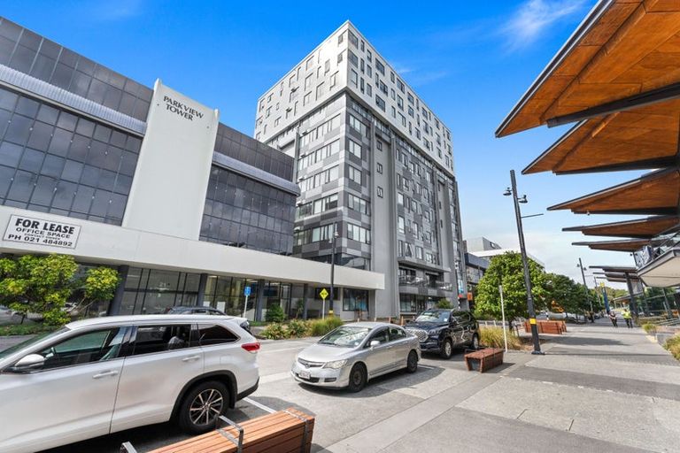 Photo of property in Twin Towers, 604/17 Putney Way, Manukau, Auckland, 2104