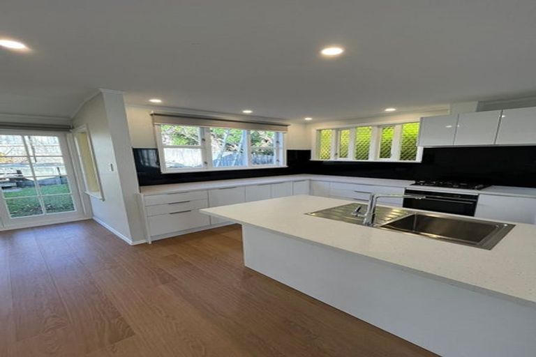 Photo of property in 367a Karori Road, Karori, Wellington, 6012