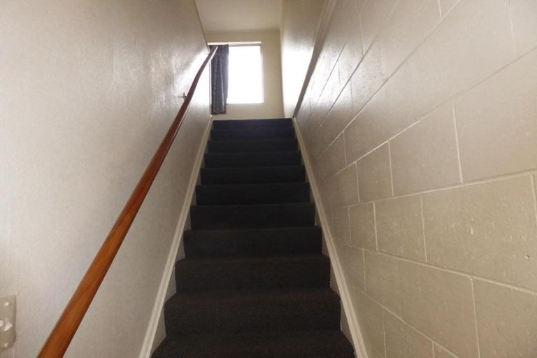 Photo of property in 1/62 Martin Street, Wallaceville, Upper Hutt, 5018