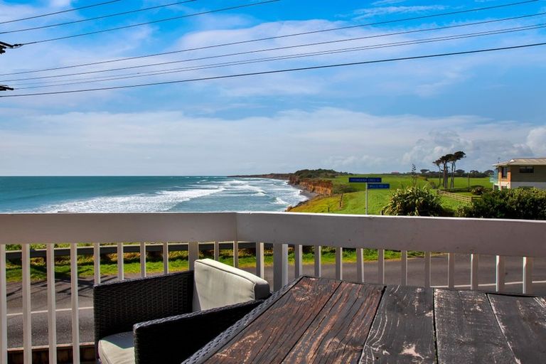 Photo of property in 1 Tiromoana Crescent, Bell Block, New Plymouth, 4312