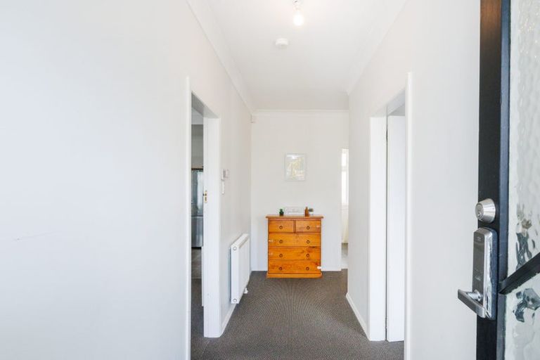 Photo of property in 35 Hardie Street, Hokowhitu, Palmerston North, 4410
