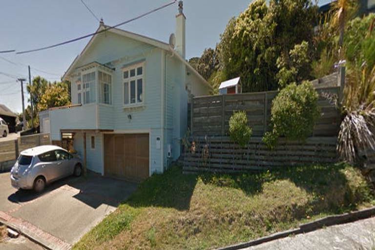 Photo of property in 37 Hudson Street, Island Bay, Wellington, 6023