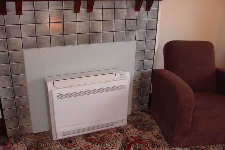 Photo of property in 99 Queen Street, North Dunedin, Dunedin, 9016