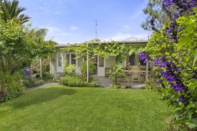 Photo of property in 3 Cambria Road, Devonport, Auckland, 0624