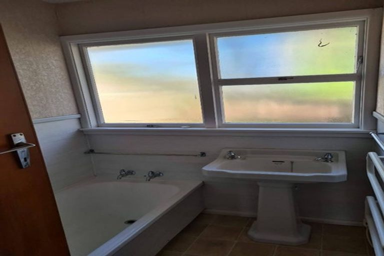 Photo of property in 41 Maidstone Road, Ilam, Christchurch, 8041