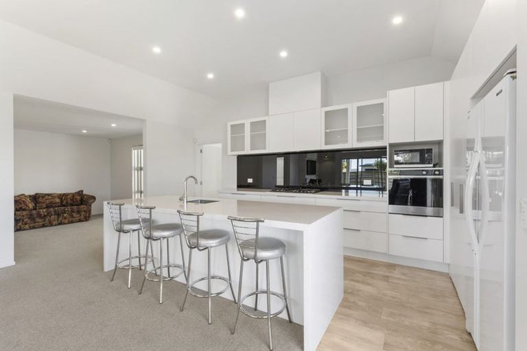 Photo of property in 66 Cedarwood Street, Woodridge, Wellington, 6037