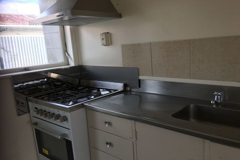 Photo of property in 28 Landscape Road, Papatoetoe, Auckland, 2025