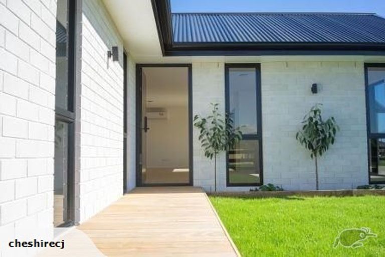 Photo of property in 79 Watkins Road, Cambridge, 3434