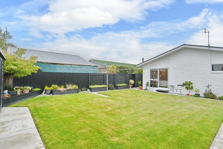 Photo of property in 18 Scotswood Place, Rangiora, 7400