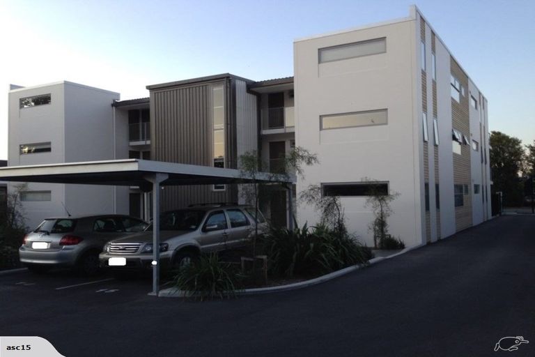 Photo of property in 4/180 Peterborough Street, Christchurch Central, Christchurch, 8013