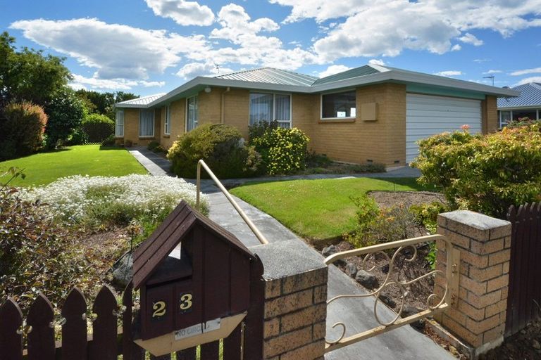 Photo of property in 23 Silverstream Drive, Mosgiel, 9024