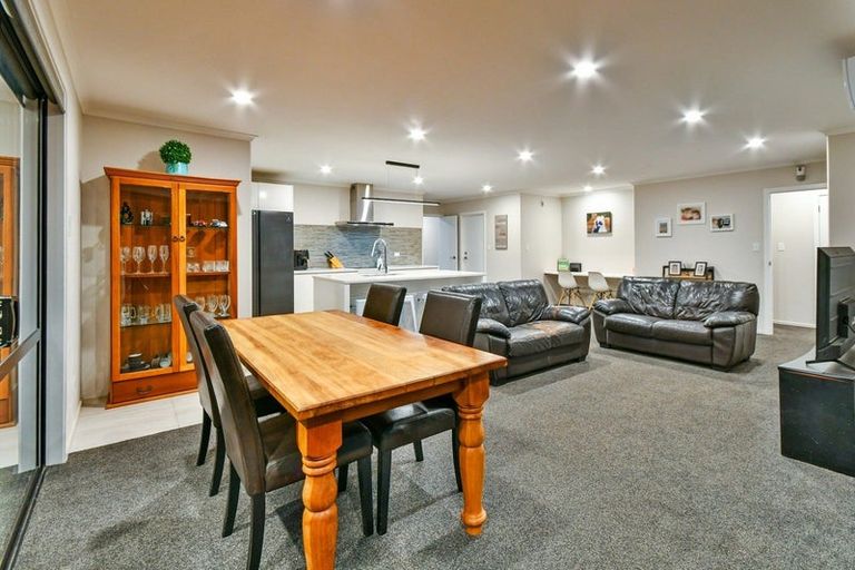 Photo of property in 96 Hitchen Road, Pokeno, 2402