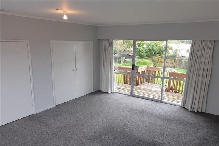 Photo of property in 92 Te Atatu Road, Te Atatu South, Auckland, 0610