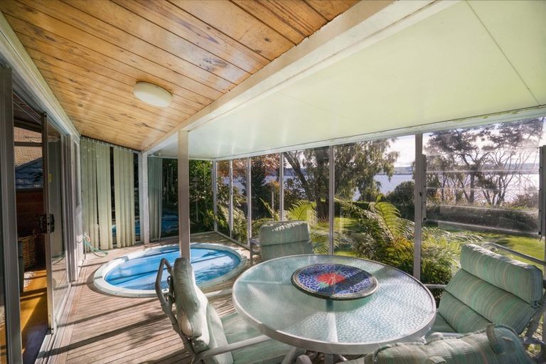 Photo of property in 18 Oregon Drive, Rainbow Point, Taupo, 3330