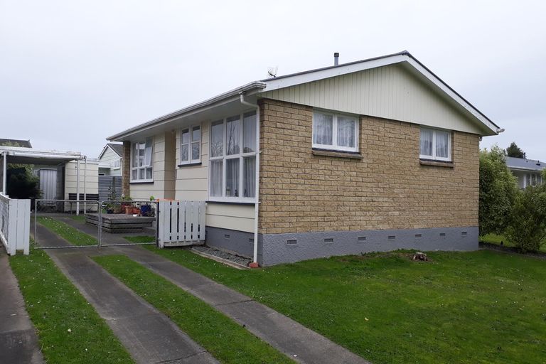 Photo of property in 51 Robinson Crescent, Westbrook, Palmerston North, 4412