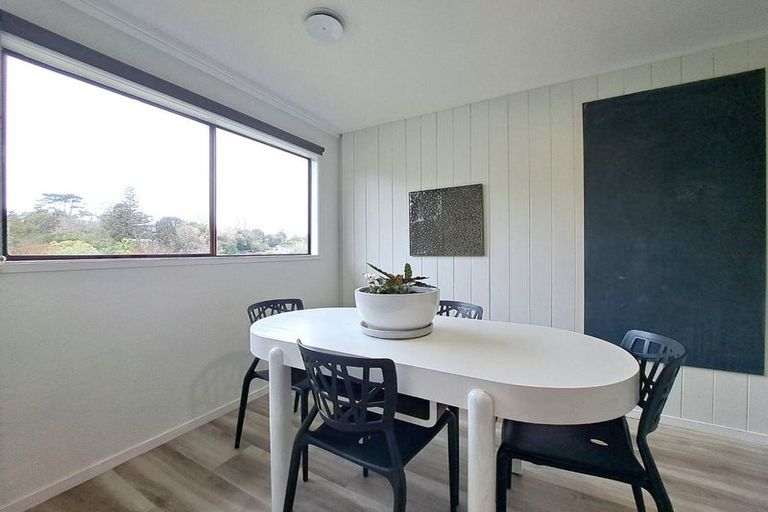 Photo of property in 12 Wilkinson Way, Browns Bay, Auckland, 0630