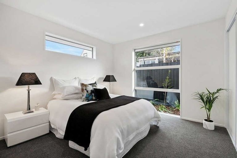 Photo of property in 8b Halliwell Avenue, Papanui, Christchurch, 8052