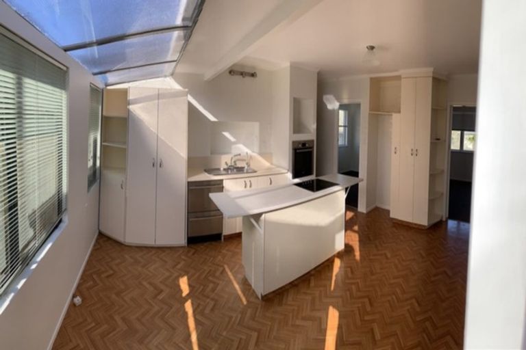 Photo of property in 51 Cargill Street, Papakura, 2110