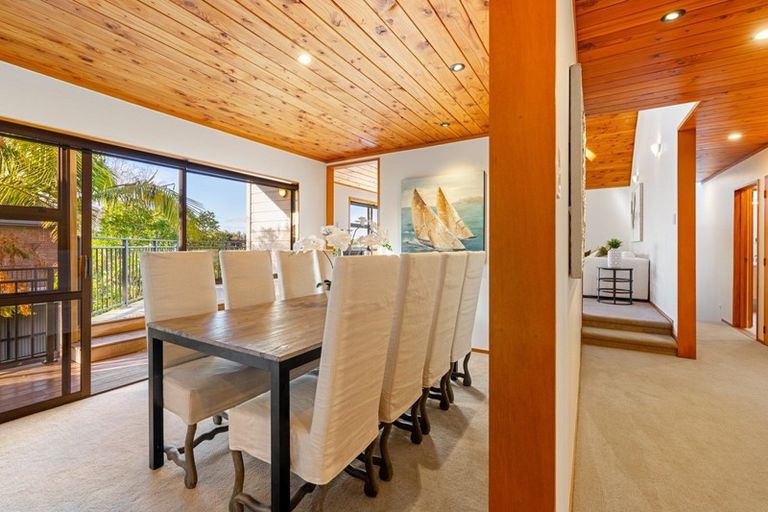 Photo of property in 3 Clearwater Cove, West Harbour, Auckland, 0618