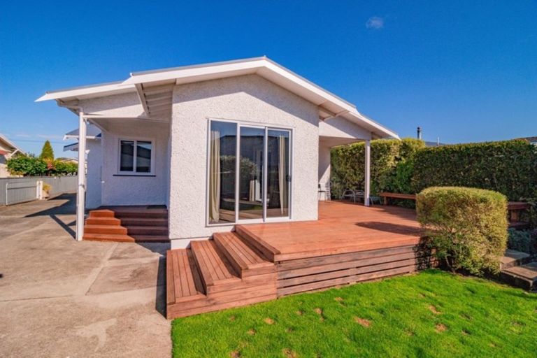 Photo of property in 10 College Street, Whanganui, 4500