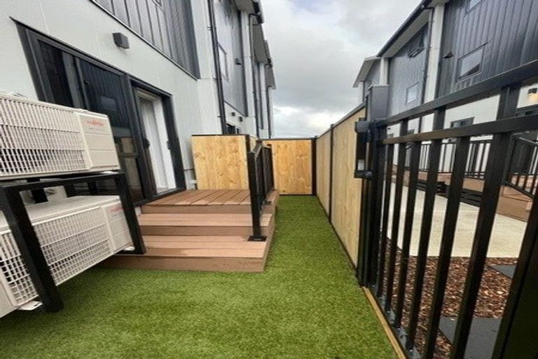 Photo of property in 1/41 Collingwood Street, Waterloo, Lower Hutt, 5011