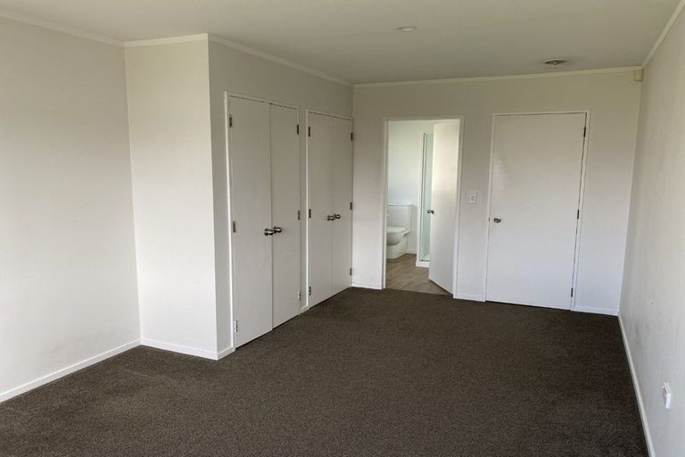 Photo of property in 12 Alice Place, Hillcrest, Auckland, 0627