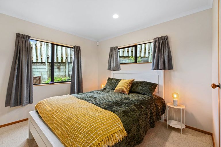 Photo of property in 12 Bayvista Close, Welcome Bay, Tauranga, 3112