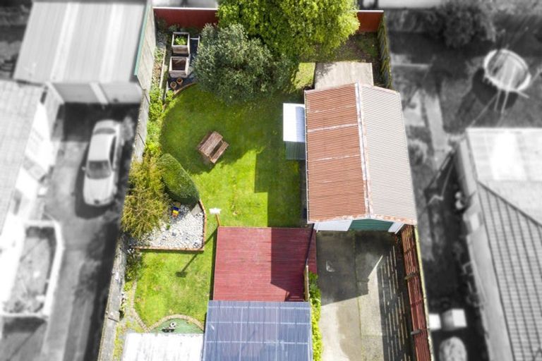 Photo of property in 71 Oregon Drive, Maoribank, Upper Hutt, 5018