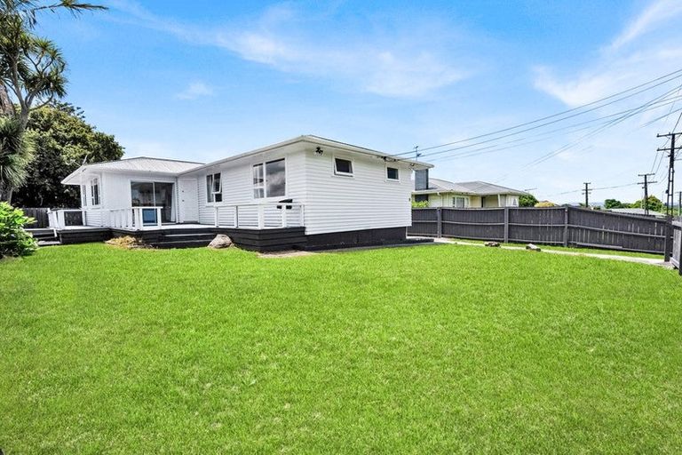 Photo of property in 9 O'connell Street, Manurewa, Auckland, 2102
