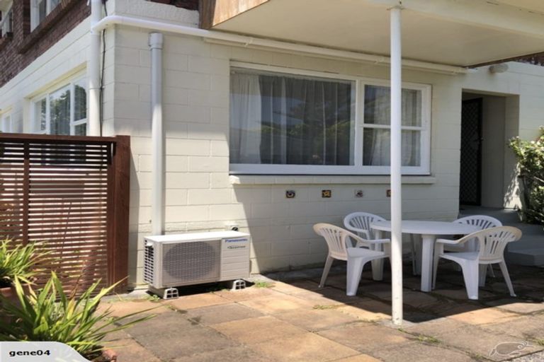 Photo of property in 1/5 Cambria Road, Devonport, Auckland, 0624