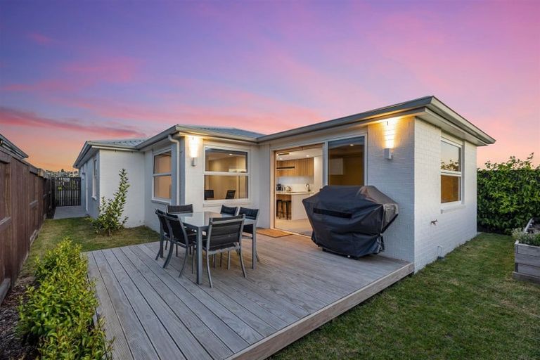 Photo of property in 1 Hinaki Street, Poike, Tauranga, 3112