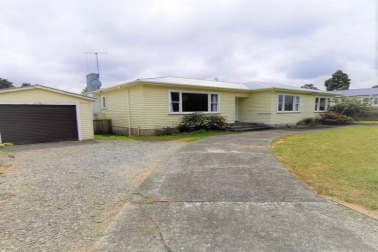 Photo of property in 137 Weraroa Road, Levin, 5510