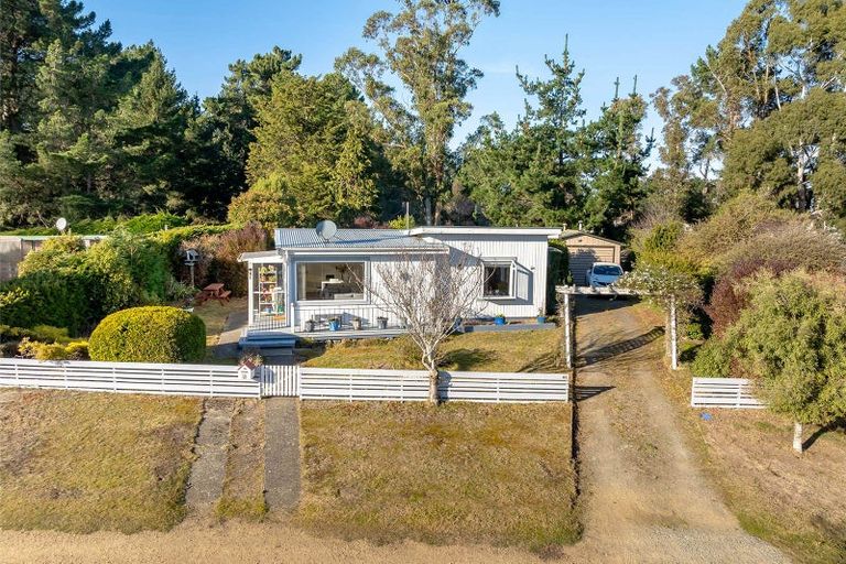 Photo of property in 10 Stewart Street, Waikouaiti, 9510