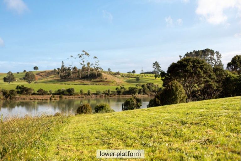 Photo of property in 76 Omahina Street, Raglan, 3225
