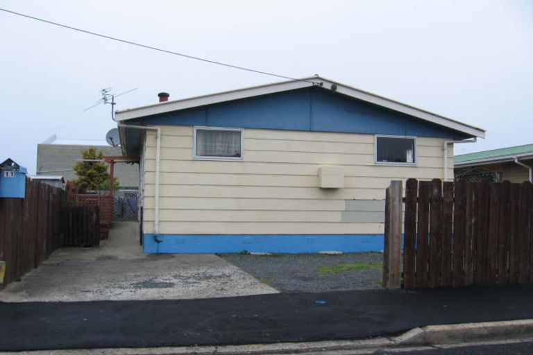 Photo of property in 11 Osmond Street, South Dunedin, Dunedin, 9012