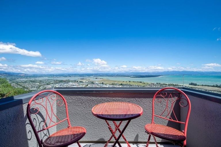 Photo of property in 350 Princes Drive, Britannia Heights, Nelson, 7010