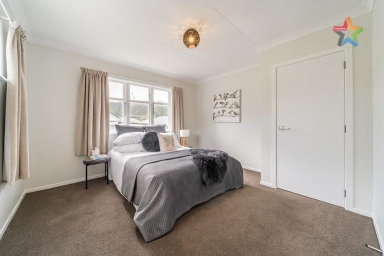 Photo of property in 110b Wellington Road, Wainuiomata, Lower Hutt, 5014