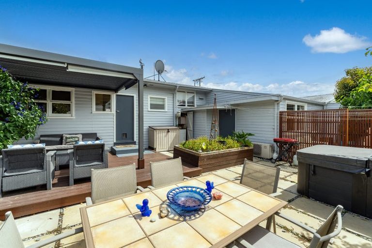 Photo of property in 370a Hardy Street, Nelson, 7010