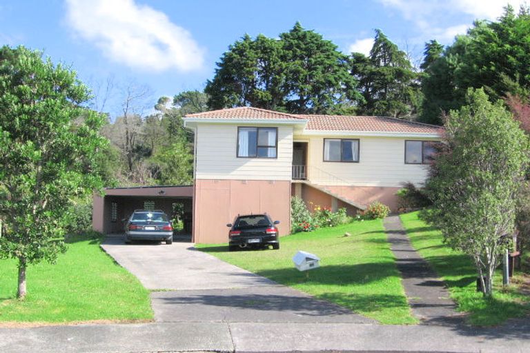 Photo of property in 21 Hydra Place, Glen Eden, Auckland, 0602